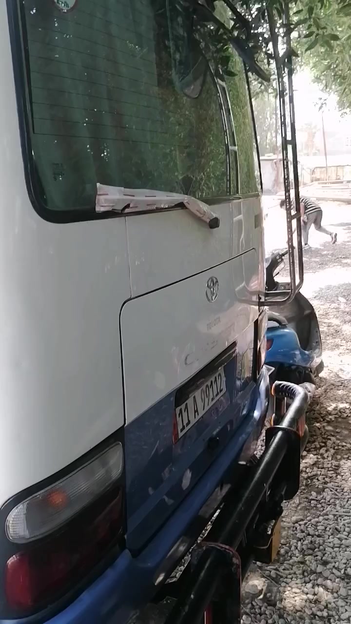 السلام عليكم
كوستر موديل 2007 كير مكينه اكسل خير من الله
رقم بغداد دولي مصفره هيه وغرامات خط وبحث
جديد بيه  وصبغ ب الازرك وطخه  بصيطه بالقماره 
باقي السياره مكفول ومتعوب عليه تبريد محور غرفه جديده شوفت عينك مكان السياره الديوانيه قضاء سومر السعر 215$ بيه مجال حك الجيه
***********
***********
