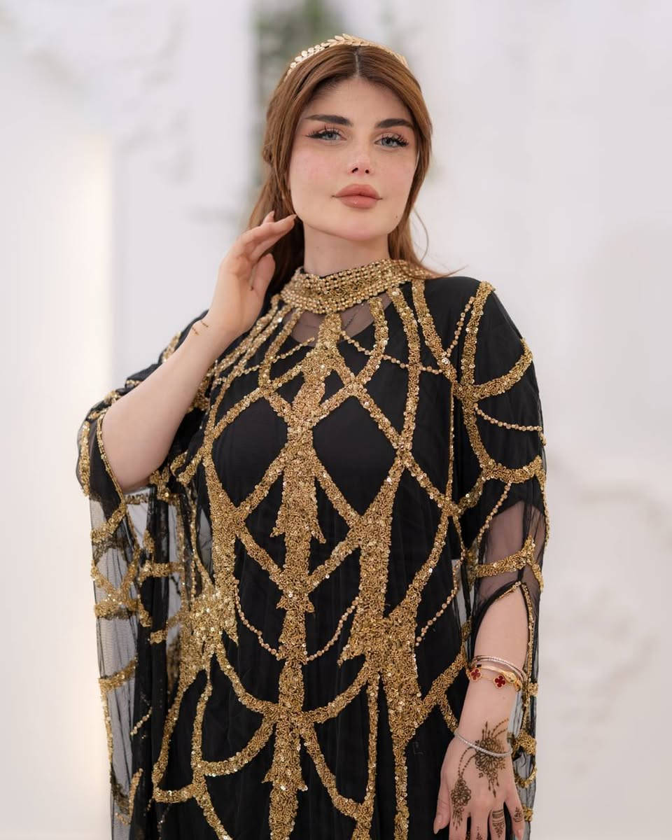 بشت اماراتي ❤️
🎗️الأقماش شيفون الأصلي💯
🪄الشغل تطريز يدوي 
🎗️التلبيس :فري سايز تلبس لحد وزن 150 
🎨🎨 الألوان :-
←أسـود ذهبي
←أسـود فضي
←أسـود سـادة
←برتقالي


**إذا كنت صاحب هذا الإعلان وتريد حذفه لأي سبب، رجاءا أرسل رسالة إلى الدعم الفني**