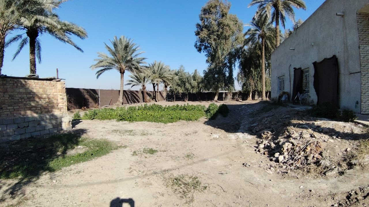 ارض زراعية للبيع سند ٢٥
مساحتها ٣دوانم ونص🌴🌴🌴🌴
تتكون الارض من بيتين 🏠🏠
و ايضاً تتوفر فيها جميع الخدمات السكنية …

#الموقع :بابل قضاء المحاويل قرية البعلوان شارع ابو طيارة قرب مدرسة العروبة ..

## للاستفسار اكثر او معرفة السعر يرجى الاتصال او مراسلتنا على الارقام التالية او زيارة مكتب عقارات أراضي المحاويل الكائن في قضاء المحاويل حي ١٧قرب مقهى الصياد القديم ""
*********** /*********** ابواسد
