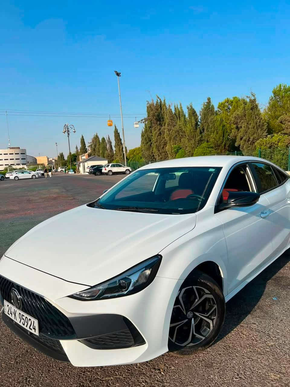 Mg GT 2025
گێڕ حادی 
٣٤،٠٠٠Km ڕۆییە 
بێ سبوغ بێ لێدران
تەنها ٤ پەنجە لەلیوی چاملغەکەی تەعدیلە و قۆپەکی لە دۆسەی هەیە و نیشانم کردینە و گێڕ و مەکینە و هەموو شتی بەشەرت. 
ڕەقەم  دهۆکە و بە ناوی خۆمە. ، وەکالە و بەناوکردن بەشەرت

ژ.م:***********
شوێن :هەولێر
نرخ: ٩٧ و مجال
