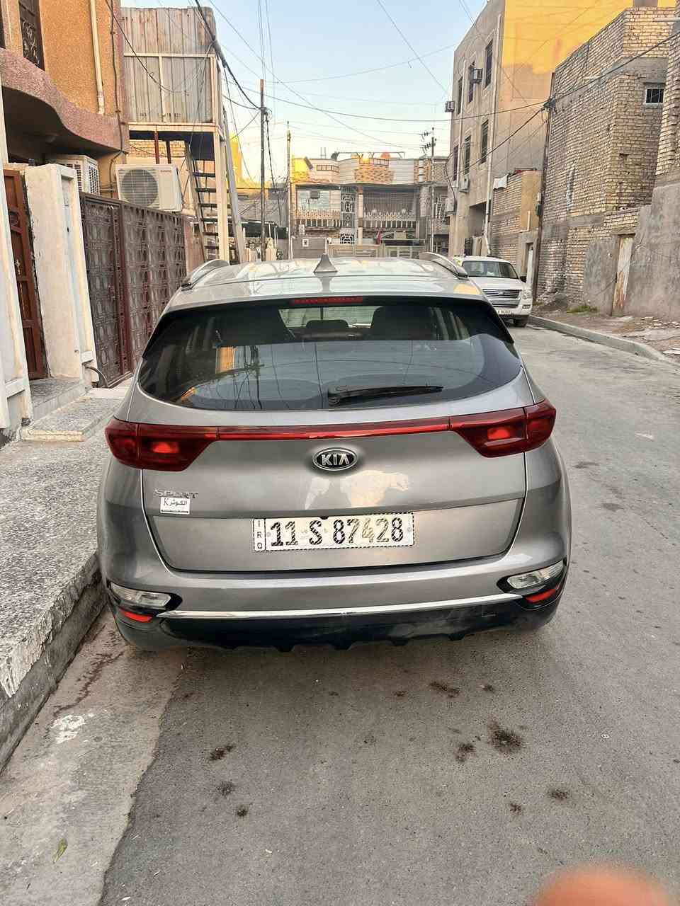 سلام عليكم
سلام عليكم كيا سبورتج موديل 2022 امريكي 
السيارة فول واحد على واحد ع الفتحة 
السيارة بدون حادث فقط دعامية واصبعين بخشم البنيد صور السونار بالمنشور مواصفات السيارة حلوة ماشية 30 الف السيارة جديدة سبير منازل 
مواصفاتها 
بصمة 
تحكم كشنات وستيرن وغيرها
قطعتين تبريد  
فور ويل  
توقف ذاتي عند الاصتدام 
قيادة ذاتية 
تحديد مسار 
رادارات جانبية امامية خلفية 
تخم تاير بيها السيارة جديد 
السيارة باسمي تحويل ثاني يوم 

مكاني بغداد الشعب 
السعر 174
للاستفسار ***********
