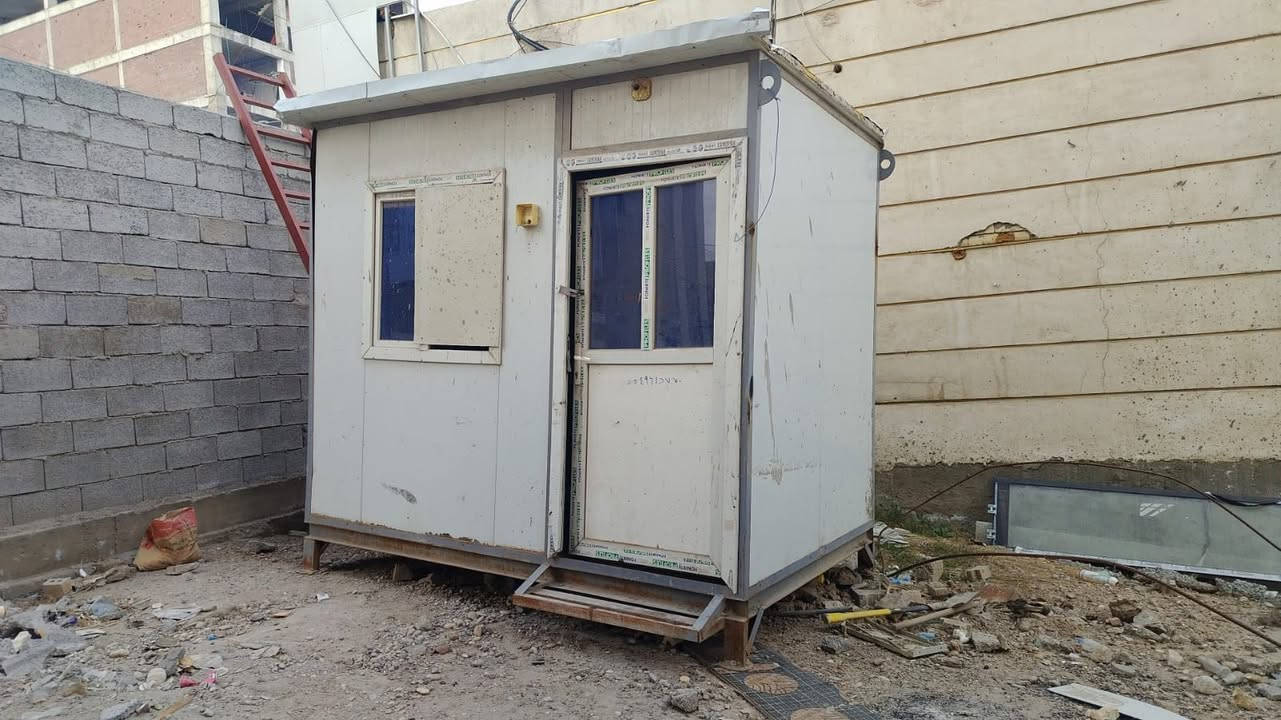 للبيع كرفان سندويج نظيف جداً
القياس 3/2 
السعر 650 الف 
بغداد 
***********
