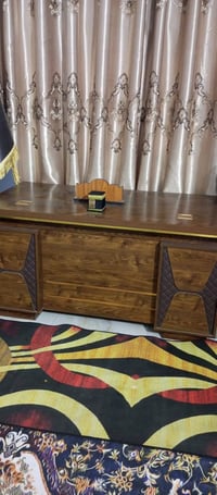 من رخصة الادمن ..ميز مكتبي جديدد ١٥٠ الف وبي مجال 07707151003