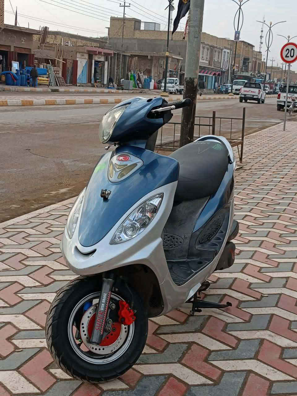 اللهم صل على محمد وال محمد.... الجديد والمگسب
كامكو في تو موديل 12 كفاله گشر ومكينه صدر جاهز محرك مكفول شلع معدل جيب فيتر وتعال  فحل محرك 150cc المرغوب شكل ونصبه دراجة جديده معنه الكلمه توها نازله رمبه
مكاني ذي قار قضاء الفجر
*********** وبيكم خير وتدللون
سعره 900 بيه مجال ....
