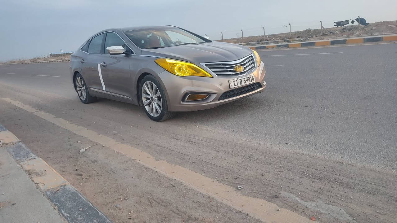 للبيع ازيره مديل 13 بيه قطعتين والباقي كفاله عامه سعر 95
كير مكينه حداديه تبريد كلشي شغال مابيه كل نقص جديده بمعنه الكلمه رقم سليمانيه نكليزي سنويه جديده تريد وكالة او تحويل الاستفسار ***********مكان طريق كربلاء نجف
