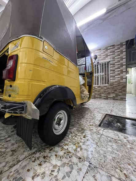 السلام عليكم تكتك للبيع مديل ١٩رقم وسنويه سعر ٦٧٠٠
وبيها مجال شي قليل مكاني بغداد الجديده الشراي يتصل ***********
