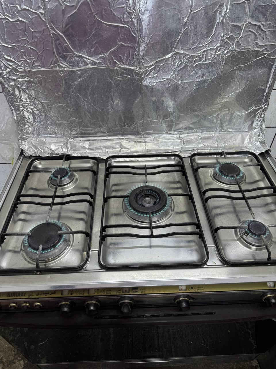 طباخ كريازي نظيف جدا للبيع السعر325


**إذا كنت صاحب هذا الإعلان وتريد حذفه لأي سبب، رجاءا أرسل رسالة إلى الدعم الفني**