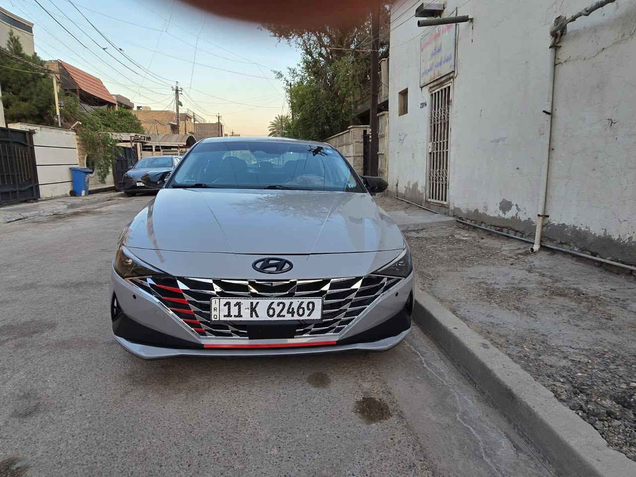 النترا موديل 2023 دخول جديد مرقمه بغداد باسمي هزه وسنويه كلهن جدد حادثه بسيط بدون راديترات كلهن علا وضع الشركه بدون ايرباك بيه تبديل بنيد اصلي نفس الون وجاملغ بارد السياره غراض السياره كلهن اصليات مابيه اي شي تجاري بدون صبغ حتئ الدعاميه بلاد ماشيه 50الف كيلو مو ميل
فول موصفات لمتد السياره
مكينه 2000دوش
بصمه ابوب
فول تحكم ستيرن
كشنات جلد
فتحه سقف
بصمه تشغيل
مانع انزلاق
مانع انحدار 
فول رادار
كشنات تدفئه
بك لايت لد
لايت لد 
شاحن وايرلس
شاشه ديجتال متصل بعد بيه موصفات  مكاني البياع حي المواصلات ***********
*********** بغداد, العراق
