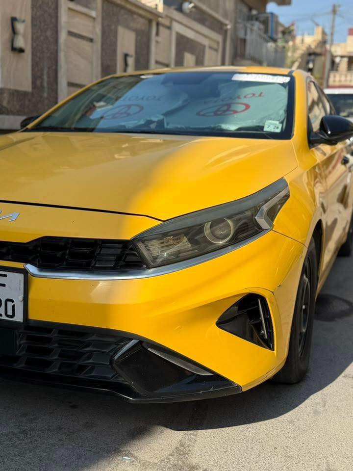 كيا فورتي وارد امريكي تكسي رقم أجرة موديل 2023

حادثهة تبديل بنيد فقط 
عداد المسافة 60ميل
السيارة خير من الله تخم تاير جاهزة من كلشي وصيانة عامة 
منضومة غاز ايطالي ٦٠لتر
رقم بغداد انكليزي ب اسمي 
عنوانهة بغداد 
السعر 155وبيهة مجال 
***********
