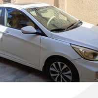 للبيع اكسنت  بلو خليجي 2016 رقم بغداد دولي  فول مواصفات تخم تاير جديدم...