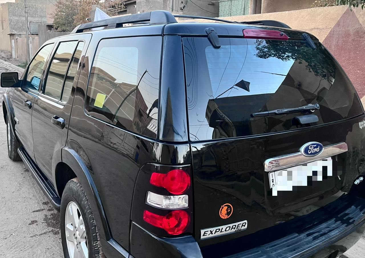 السلام عليكم سياره للبيع  فورت امريكي اكس بلور موديل 2010
المواصفات حساسات+ شاشة +كامره +كشن السايق كهربائي (7) راكب  تدفئة تبريد (4) قطع رقم اربيل تحويل ثاني يوم سياره بأسمي اي نقص ماكو السعر  120 ورقة للأستفسار (***********)
