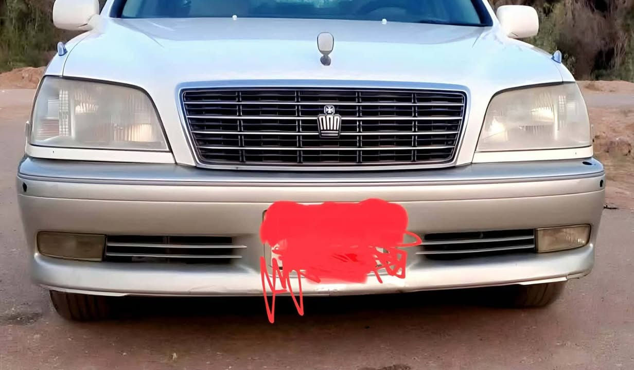 ملكة دوات دوات  متؤمة رقم وسنويه طبق شاصي شمالي موديل 2003كصة جنطة محرك دي فور الجبير  دكمتين  
 كير محرك كفاله حداديه صدر كله جديدد  تخم تاير
 تبريد ثلج تدفئه مانقصه شي سياره جاهزه
 العنوان ميسان سعر 30 وبيها مجال لشراي يتصل ***********
