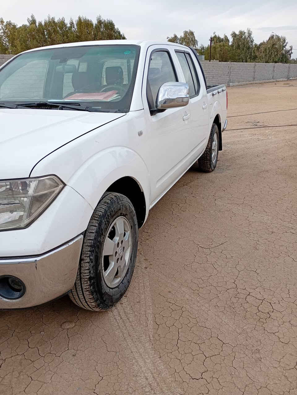 نفارا 2009 محور 3000 رقم سليمانية سيارة جاهزة تبريد شغال محرك وكير مكفول كشر مكفول السعر 98 ورقة مكان بغداد 
هاتف ***********
