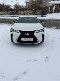 للبيع لكزس UX 250 هايبرد موديل 24 مواصفات فول سلايت حساسات امامي خلفي ...