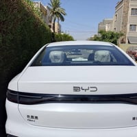 للبيع سيل 5 ماشية 10الاف السيارة ع وضع الشركة  كفالة. .بصمة كارت شاحنة...