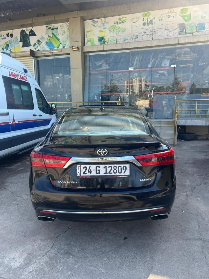 ئةڤلون موديل ٢٠١٨ للبيع السيارة مصبوغة عام بسعر كورلا گير محرك بشرط ***********سعر ١٤٥
