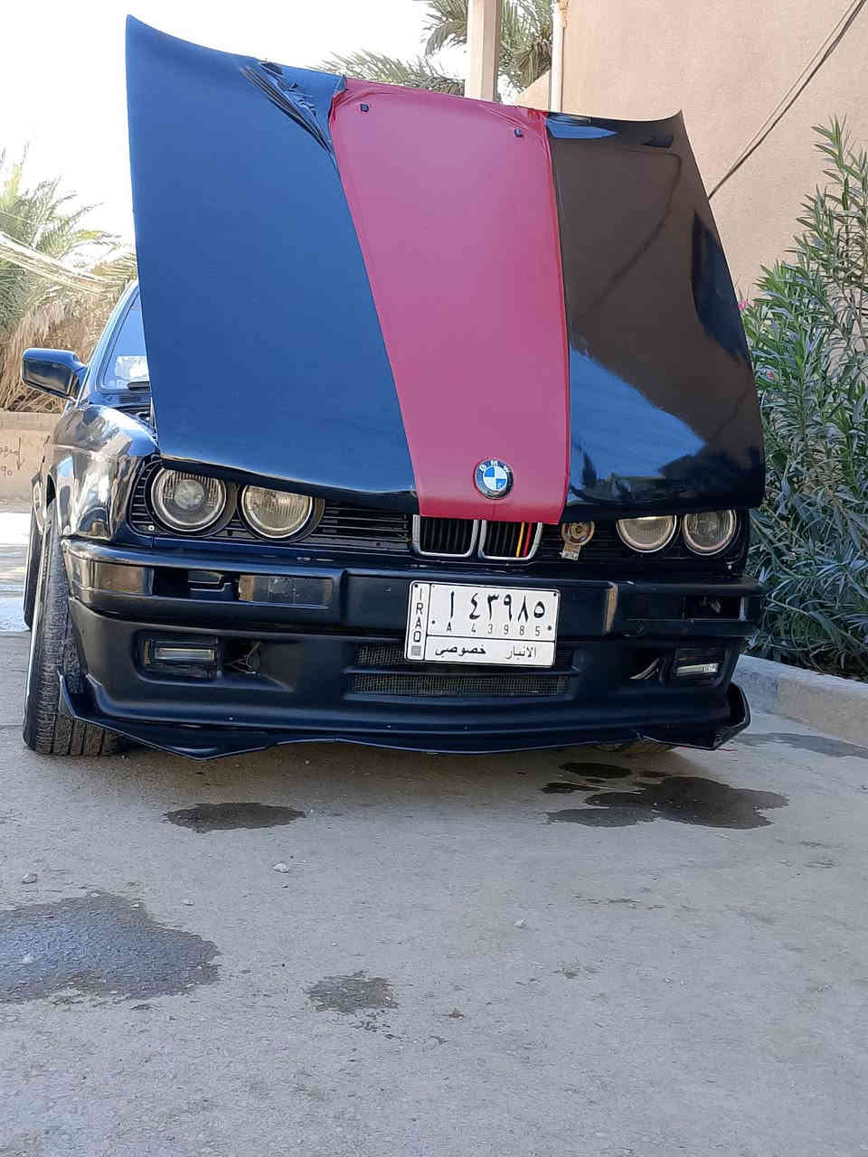 سلام عليكم
زعره 325 مفتوح 
كير عادي جاترك اكسل قفل 
مكينه جديده شاديها 
سياره ما بيها زلغ أو رصعه 
تخم تاير جديد 
رقم انبار صاحبها يريد تحويل 
سعرها ٣٥وبيها مجال بصيط
عنواني بغداد الحسينيه مال راشديه
***********
