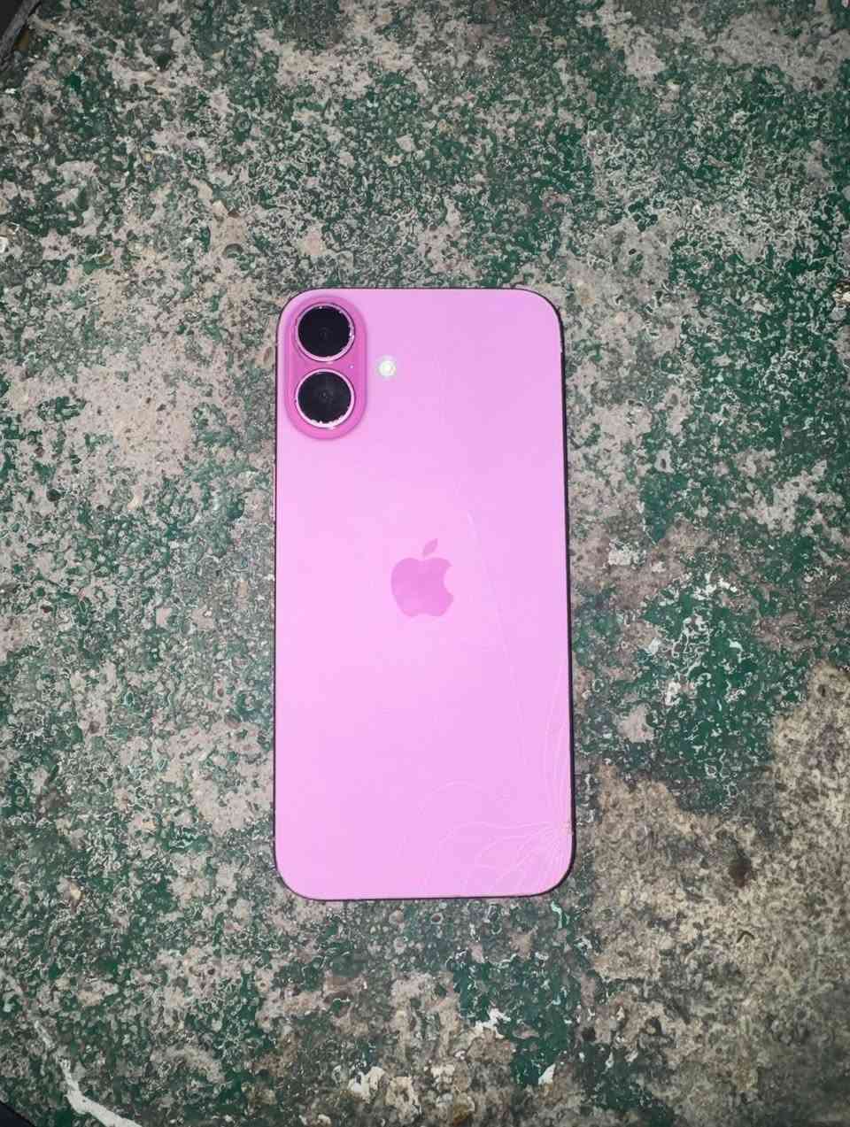 للبيع iPhone 16 Plus - لون وردي 📱

🔥 جهاز نظيف جداً وبحالة ممتازة 🔥

✅ iPhone 16 Plus
✅ضامن ماستر وباقي ع ضمان الشركه 7اشهر
✅ سعة 256GB
✅ اللون: وردي (Pink)
✅ عدد دورات البطارية: 365
✅ خالي من المشاكل والأعطال
✅جهاز مكفول كفاله عامه مابدل ايشي شرط الفحص 
✅غراضة كامله كارتونه وصل شراء وكيبل وحافضة 
الخل البي وكع مني وصار بي طخات بلشاشة ولشاصي والشاشه بيها فطر صغير مثل ماموضح بلصورة غير هاذا الجهاز مكفول تفحص شكد متريد فقط طخات 

💰 السعر: (850,000الف)
📍 الموقع: بغداد 
☎️للتواصل : ***********
