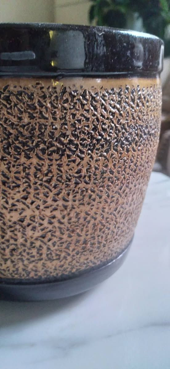 فازة أو سندانة ارتفاع ١٥ سم وعرض ١٦ سم


**إذا كنت صاحب هذا الإعلان وتريد حذفه لأي سبب، رجاءا أرسل رسالة إلى الدعم الفني**