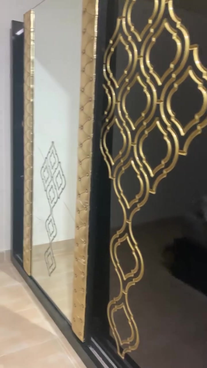 غرفة نوم للبيع   اسود  لون آسود عل ذهبي


**إذا كنت صاحب هذا الإعلان وتريد حذفه لأي سبب، رجاءا أرسل رسالة إلى الدعم الفني**
