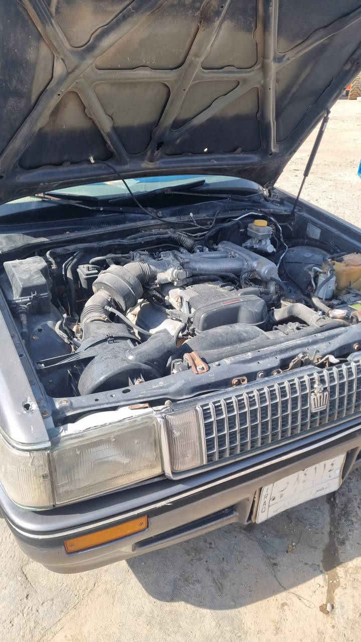 سيدان ٩١  باسمي سنويه تنتهي ب ٢٠٢٧ رقم انكليزي  شهر.  سعرها ٤٠ بيهه مجال قليل  الشراي يخابر  *********** مكاني الشعيبة
