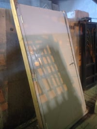 باب للبيع • ٢٥