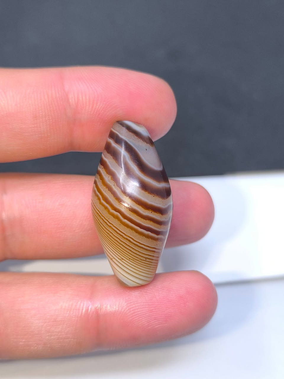 جزعة قديمة قطعة راقيه جدا مشگولة
ترهم سوار وترهم قلادة سعرها خاص...


**إذا كنت صاحب هذا الإعلان وتريد حذفه لأي سبب، رجاءا أرسل رسالة إلى الدعم الفني**