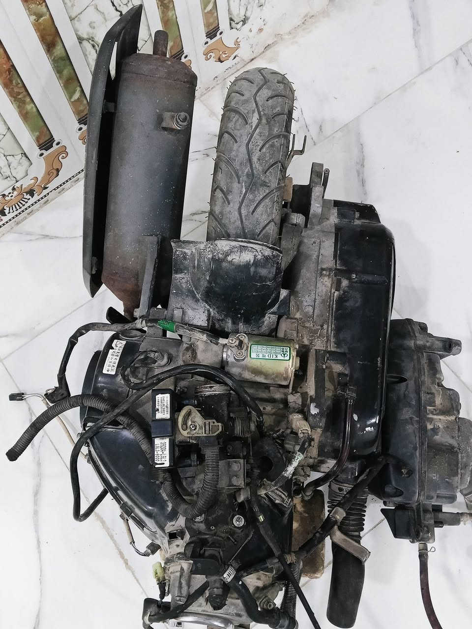 السلام عليكم مكينه حاويه كامكو للبيع
للتصال ***********  ناصريه مركز
