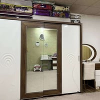 تسريحة • كومود • شوين كيلار