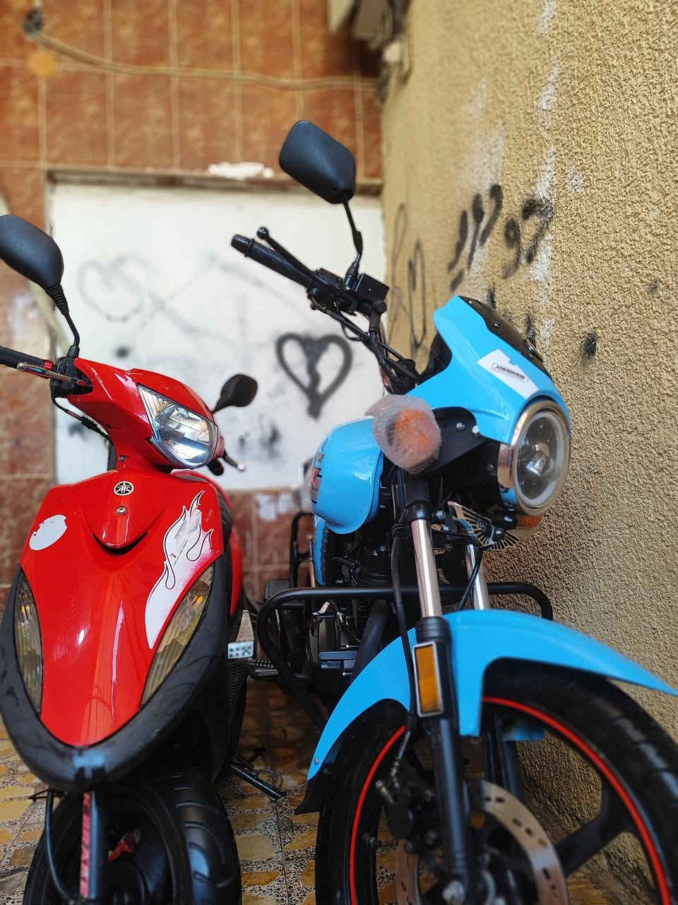 دراجتين للبيع
1-دايوان موديل 2023 سمائي مرقمة تحويل ثاني يوم فول نظافة مكفولة  عامة + كاميرات مع تسجيل صوت أمامية خلفية 
2-ماكس رمبة لون أحمر فول نظافة . 
الاسعار على الخاص الاستفسار ***********
