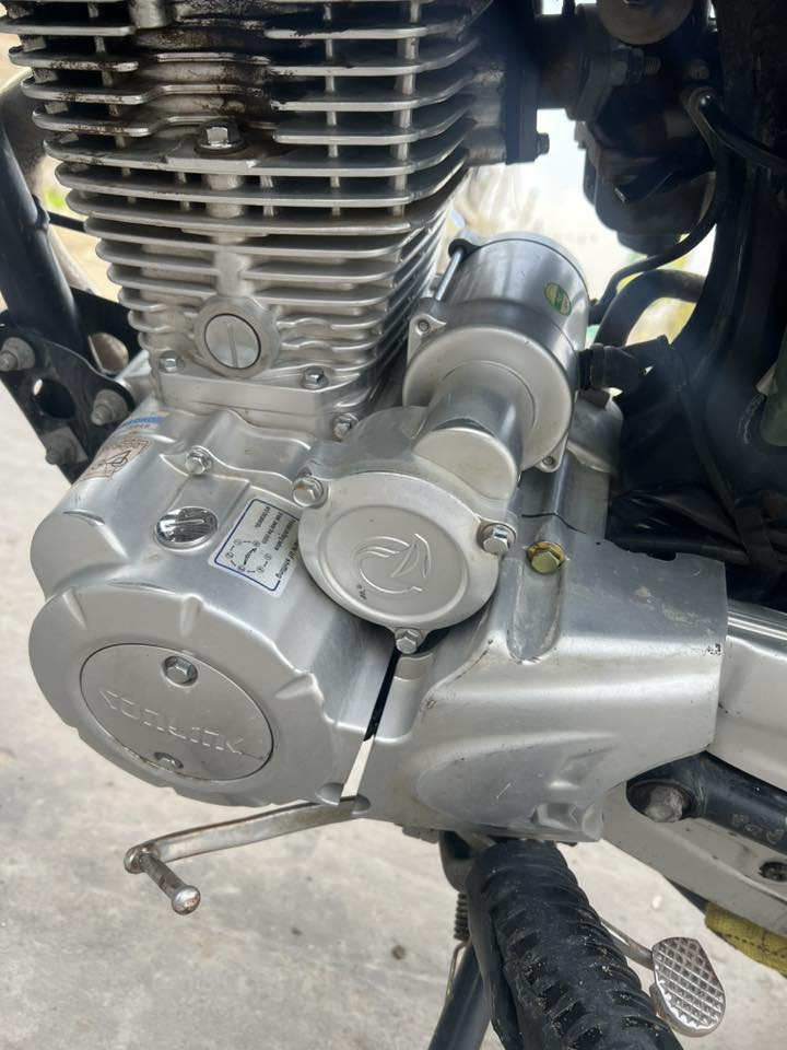 السلام عليكم دراجه أيراني موديل 2023 الدراجه مكفوله من كلشي دراجه نضيفه محتاج وريد ابيعه اوراقه كامله السعر 550 بيه مجال حك الجيه مكاني بياع رقم الهاتف ***********
