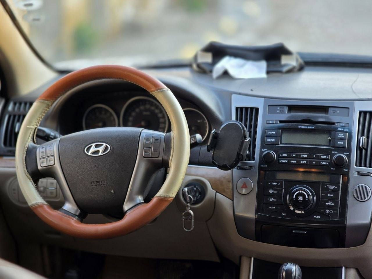 🎈هوندا فيراكروز ٢٠١٣ فول مواصفات🎈
-محرك٣٨٠٠ كير ٦ نمر 
طبعا محرك وكير بشرط
-سبعه7 راكب
- عائليه وحلوه وجاهزه من كلشي
سياره  الي مايعرفها الفئه اعلى من سنتافي 
سياره عاليه ومرتبه وناعمة بلسياقه ومريحه
-جنطه جبيره 
-فتحه بلسقف
-فور ويل4×4 تحويل ذاتي 
-ماشيه قليل ١٢٥.٠٠٠
-مري شفط
-تحكمات ستيرن
-تدفئه تبريد ٣قطع تبريد
-تحكم تدفئه تبريد vip
-مانع تنزلاق
-انظمة ABS كامله
-ماسحات اماميه خلفيه
سياره حلوه كلش وجاهزة وين ماتريد وبسعر150$ الحال, واسط


**إذا كنت صاحب هذا الإعلان وتريد حذفه لأي سبب، رجاءا أرسل رسالة إلى الدعم الفني**