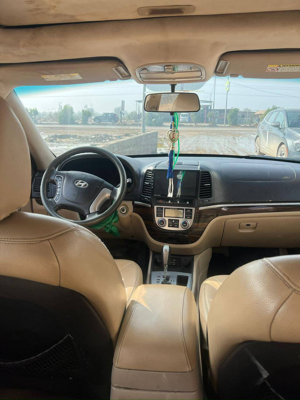 السلام عليكم
سنتافيا موديل2011 فول مواصفات 
خليجي
‏6 سلندر 
7 راكب 
دخول ذكي بصمه ابواب وتشغيل
فتحت سقف بنوراما 
سنويه 2029
بيها 3 فقط 
تبريد ثلج 
مكينه خير من الله
كاميرا خلفيه وحساس 
سياره ثاني يوم تحويل 
رقم انكليزي
السعر 125 قابل للتفاوض 
مكاني بابل المحاويل
باقي التفاصيل يرجى الاتصال على الرقم التالي ***********
واتساب***********
