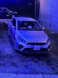 كيا فورتي 2019 وراد أمريكي حادث جاملغ الايمن وصار بيها ضرر بل عراق كما...