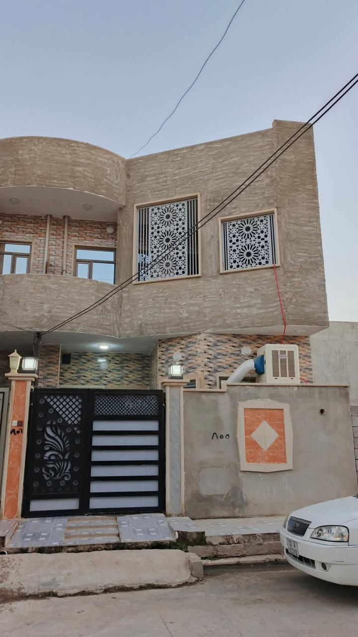 دار للبيع ♦️
العنوان📍: حي المزارع قرب شارع الحولي قرب ماركت يوسف

المساحه 📝 : 100 م

الدار طابقين ♦️

طابق ارضي 📋 : يتكون من استقبال + غرفة نوم + هول + مطبخ + كراج سياره

طابق ثاني 📋 : يتكون من غرفتين نوم + سويت + بلكونه

ملك صرف زراعي
كارت بلدية مسجل ✏️

السعر : خاص او ع رقم 👇🏻

للاستفسار ***********

باقي التفاصيل بالفيديو 👇🏻
