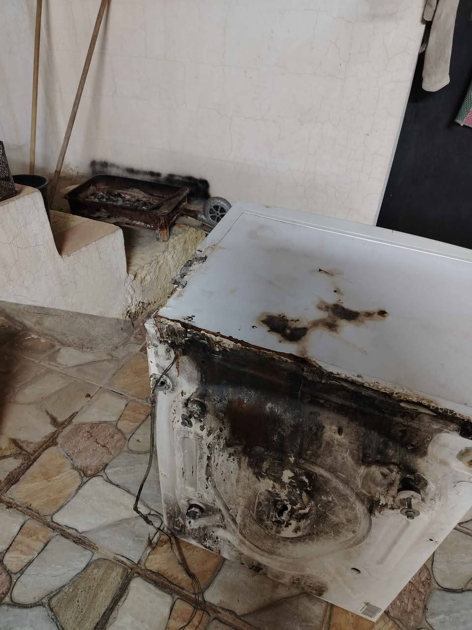 غساله نوال ٨كيلو محترك الكفر مالته بس الشغلات من داخل كلها سليمه ابيعه جف تراب انطيني سعر واخذ كركوك, العراق


**إذا كنت صاحب هذا الإعلان وتريد حذفه لأي سبب، رجاءا أرسل رسالة إلى الدعم الفني**