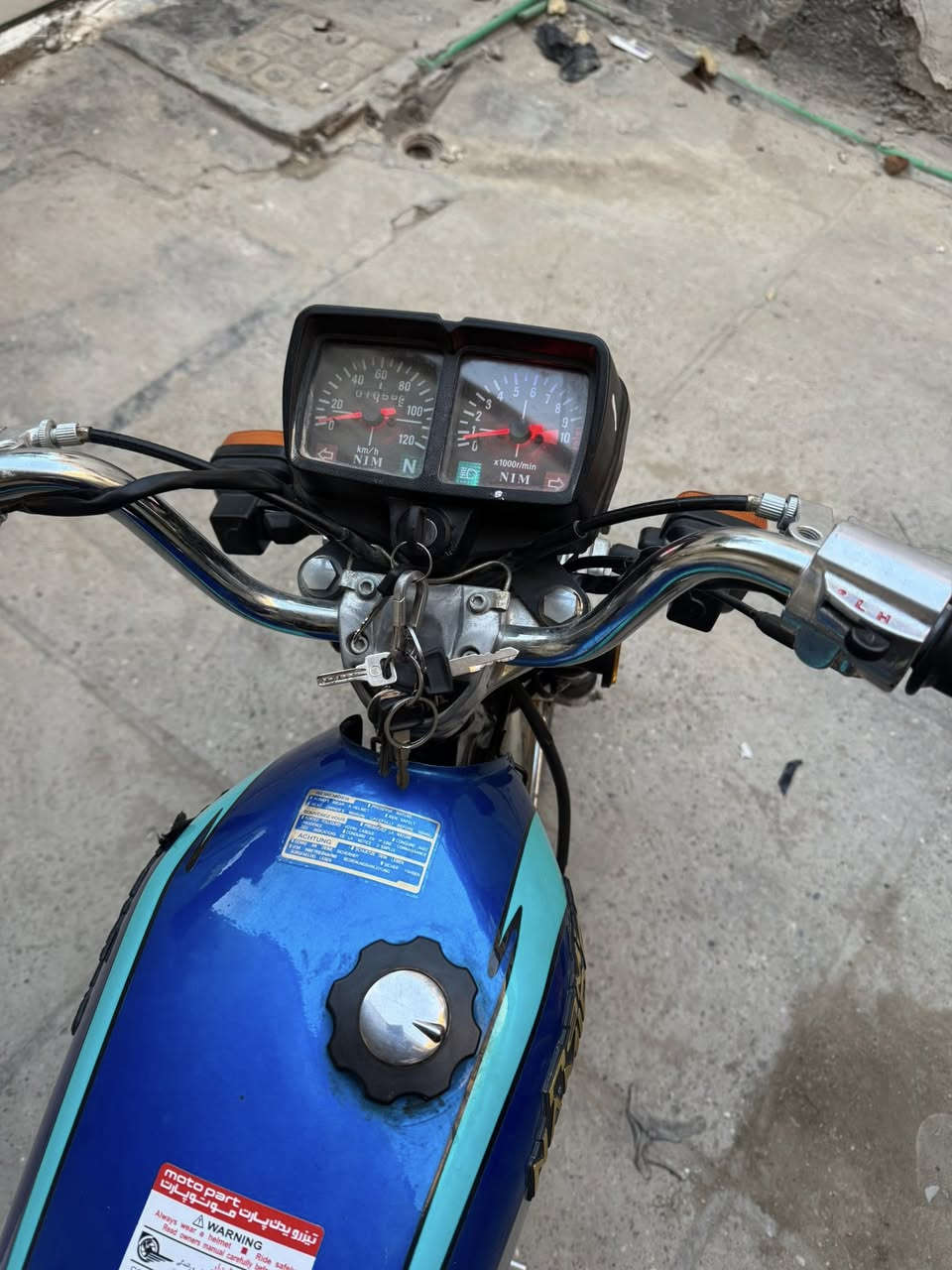 دراجه نامه 4كير دراجه مديل 25 دراجه مكفوله كفاله اكفلك المكينه تجي تاخذه من باب بيتي دراجه معدل سرعه شلعه تخبل  مكاني بغداد مدينه الصدر السعر 625وبيه مجال رقم هاتف ***********
