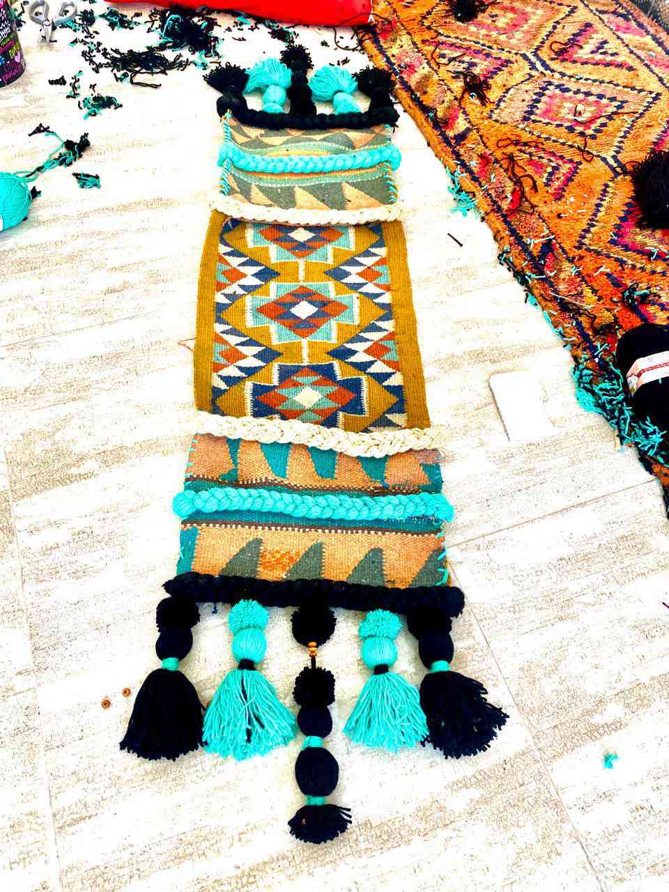 السلام عليكم خرج مال خيل  شغل ايد   للستفسار***********
***********
