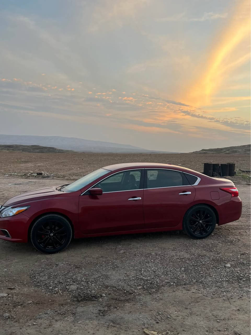 السلام عليكم 
للبيع نيسان التيما موديل ٢٠١٧
كيرومكينه و تبريد بشرت وين ماتريد افحص
مكينه ٢٥٠٠المرغوب ٤سلندر
مواصفاتSVفول ماعدا الفتحه
رادار امامي جانبي شغال 
بصمه 
أبواب بصمه 
صندوك بصمه
تبريد لمس 
مرايا رادار
تحديد سرعه
شاشه
كاميرا 
بيهه ١قطعه وشبر بدون أرباك بشرط
بيهه ٢ورقه غرامه ينزل من سعره
سعر السياره ١١٤ومجال 
مكان السياره عقره ابعد عن اربيل ساعه ابعد عن موصل ٤٠دقيقه
رقم تلفون فايبر واتساب ***********
***********
***********اسيا مباشر أربيل, العراق
