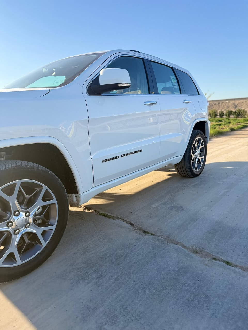 جيب اوفر لاند 2021 (خليجي )
السياره فول
داخل جوزي
بانوراما
كشنات جلد تدفئه تبريد
تشغيل عند بعد
رادار جانبي
حساسات امامي خلفي وتوقف خلفي ذاتي
مري كهرباء وشفط
صندوك كهرباء
إطفاء ذاتي   جكات
ماشية 100 الف حقيقي  km
المكان بابل
مكفوله كفاله عامه من الشخط والرصعات
 حتى الدعاميات
ما مفتوح بيها شي 

السعر 345

للاتصال رقم الهاتف :***********
