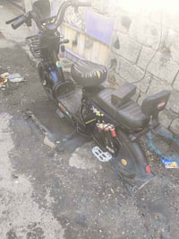 دراجه للشحن للبيع كفاله كهربائياتها كلها شغاله 07713319327 البكان بغدا...