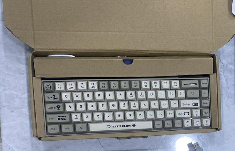 السلام عليكم
كيبورد مغناطيسي Mad 60He لون ابيض جديد  
45 الف  
ماوس  أتاك شارك X3 Pro جديد 
45 الف
  كيبورد ميكانيك 
15 الف
توصيل كل العراق 5 الف


**إذا كنت صاحب هذا الإعلان وتريد حذفه لأي سبب، رجاءا أرسل رسالة إلى الدعم الفني**