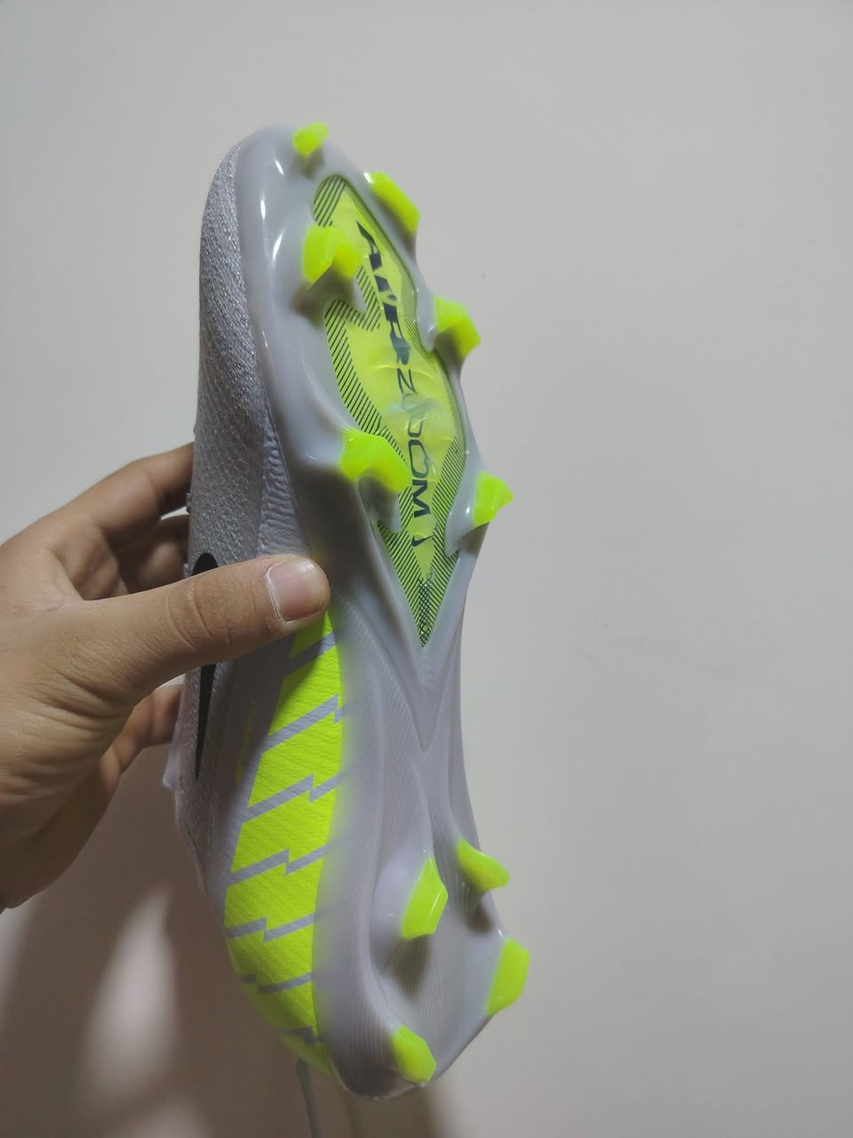 فيتنامي شرط الفحص امام المندوب متوفر توصيل لكل انحناء العراق السعر بل خاص اي قطعة وسعرها


**إذا كنت صاحب هذا الإعلان وتريد حذفه لأي سبب، رجاءا أرسل رسالة إلى الدعم الفني**