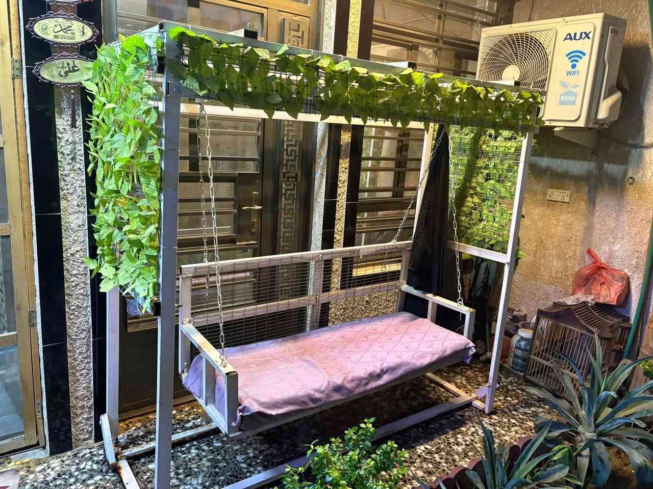 سلام عليكم
للبيع مرجوحة مستخدمة حديد ثقيل لحيم وبراغي يعني تتفصخ باي وقت 

الاطار عرض 2 متر ونزال 75

المفعد عرض 150 ونزال 60 

تكفي 3 اشخاص 

 السعر 120 الف بيها مجال بسيط مكان الغزالية


**إذا كنت صاحب هذا الإعلان وتريد حذفه لأي سبب، رجاءا أرسل رسالة إلى الدعم الفني**