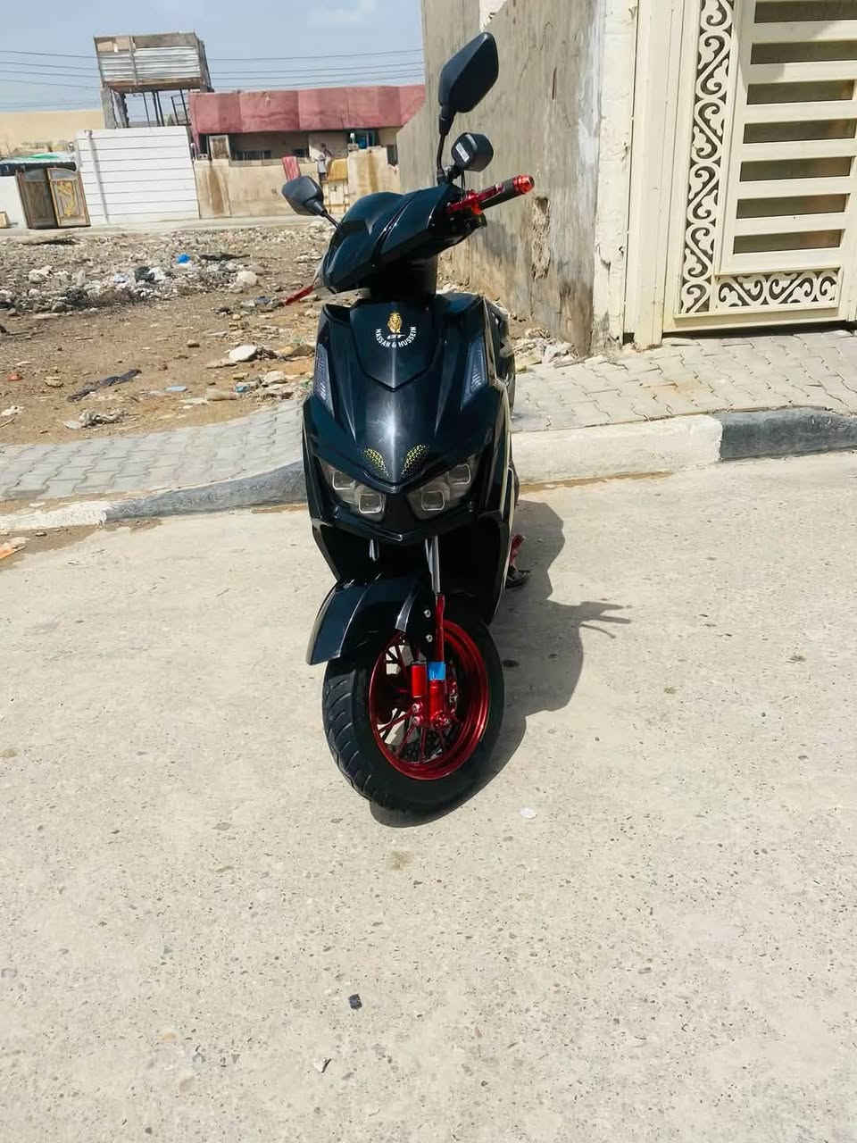 دراجه شحن لل بيع بطاريه ليثيوم فوسفات الحديد دراجه مزوده وبعدهي جديده تمشيك بل شحنه الوحده60كيلو حقيقي 72فولت21امبير سرعته الحقيقيحه 80مع الوزن السعر 900وبيه مجال  اتصل على هذه الرقم 
***********
