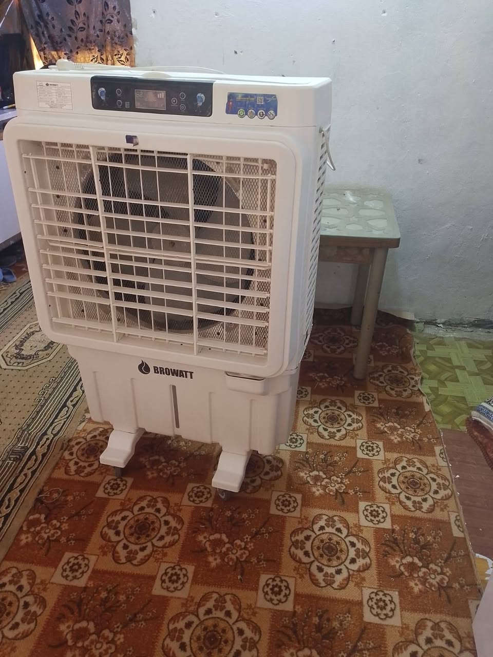 مبردة داخليه الحجم الكبير العام ماخذيها بعدها جديده عل الريمونت


**إذا كنت صاحب هذا الإعلان وتريد حذفه لأي سبب، رجاءا أرسل رسالة إلى الدعم الفني**