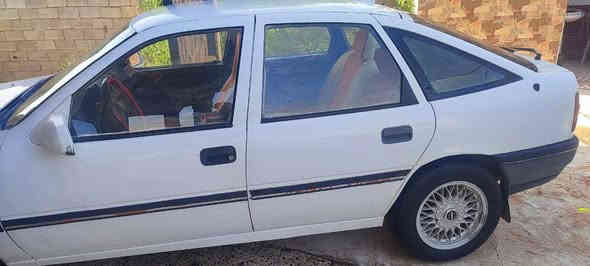 اوبل فكترا 1600موديل 91 رقم انگليزي انبار سنويه ل 30صاحبها الشرعي بل قائم
تحويل مباشر گير محرك شرط بلاديه بدون صبغ جاهزه مال جناي 
السعر المطلوب 40
***********
مكاني القائم
