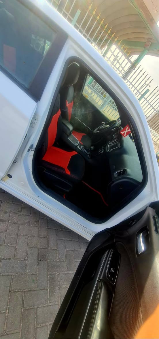 جارجر2018 ادوات ادوات السياره بدون حادث ماعدا الكصه كصه وحده  فقط دخول جديد جاهزه من كلشي مكينه 3600 
مرقم انكليزي طبق الاصل السعر 87 ورقه  وبيها مجال بسيط حق الجيه مكان السياره بصره
 للاستفسار الاتصال بالرقم ***********
