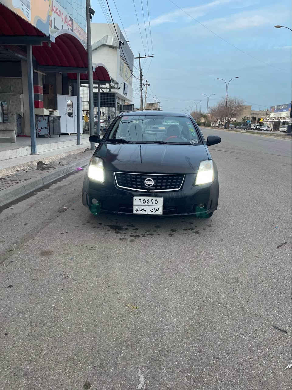 السلام عليكم 
نيسان سنترا موديل 2008
كير اوتامايك
محرك 2000
تبريد تدفئه
ماشيه 158 حقيقي بلاديه السياره
بيه مكانات صبغ ابيعه حزام بدون دواخل شاصي لغد كفاله
السعر 60 وبيه مجال تحويل ثاني يوم
مكاني كركوك *********** كركوك, العراق
