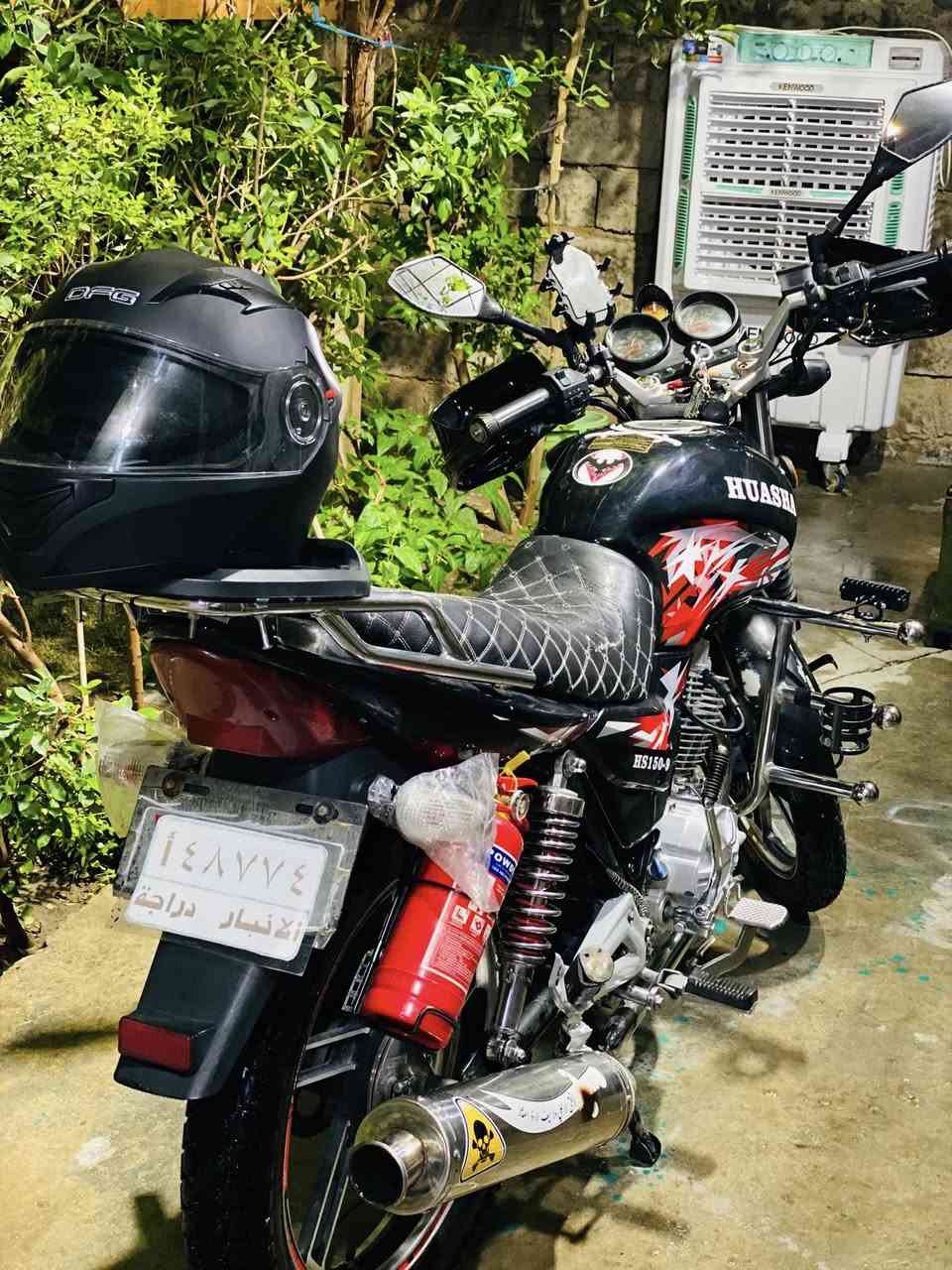 سلام عليكم ماطور هيوشه. موديل 2021 .ماطور مكفول  منكلشي داجه كلشي بيه شغال وجديده بعده. مرقمه ارقام انبار  تاخذه ثاني يوم احولك. 
داجه عليه كربون فايبر مري. كفرات يده  ملشي بيه جديد. مع صالصه. تزويت (SC) شلعه معدل طلع بيه مثل ورد . العنوان فلوجه 
الي يحب يتواصل.  ويايه على وتساب . ***********/ دراجه متعوب عليه  الي مو شرايه لا يعلق ولا يراسل.
